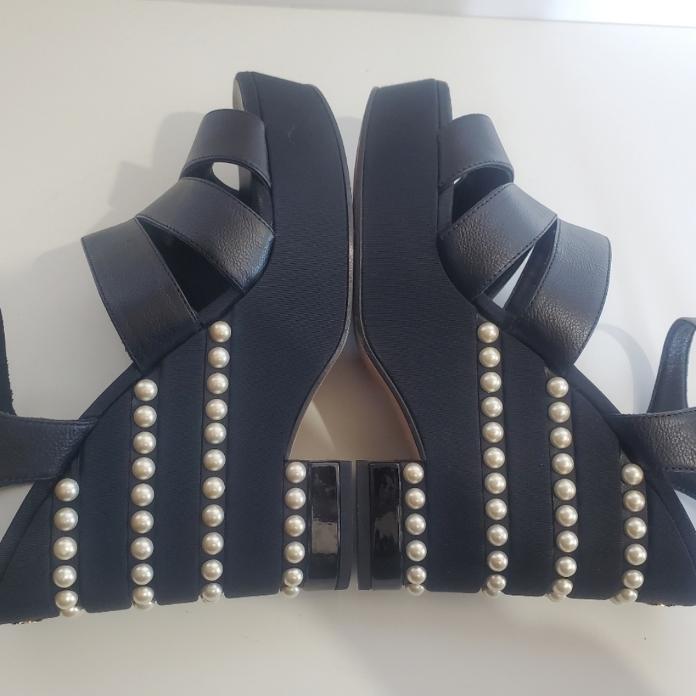 Chanel Black Pearl Embellished Women's Heels - Picture 5 of 7